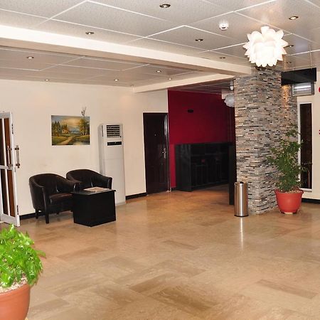 Grand Bank Link Hotel Otta Exterior foto