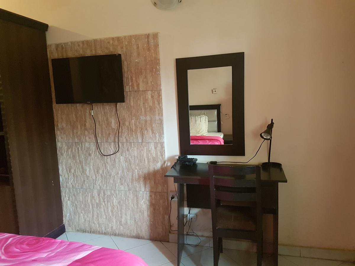 Grand Bank Link Hotel Otta Exterior foto