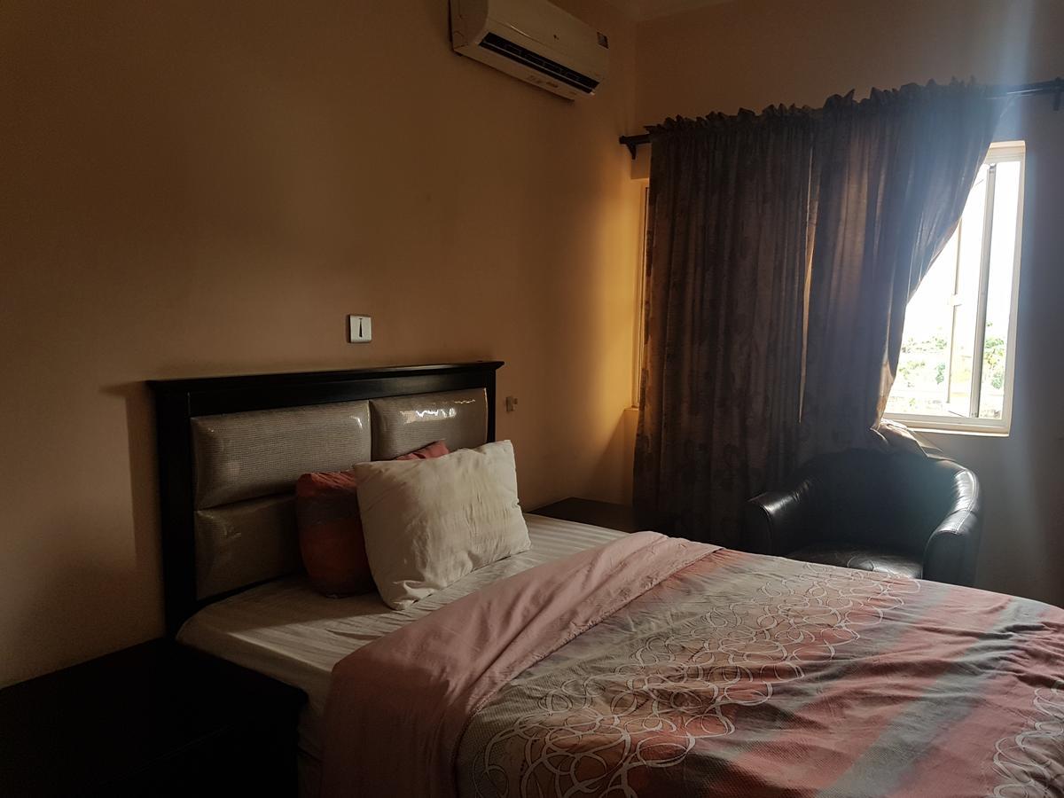 Grand Bank Link Hotel Otta Exterior foto