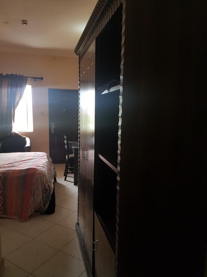 Grand Bank Link Hotel Otta Exterior foto
